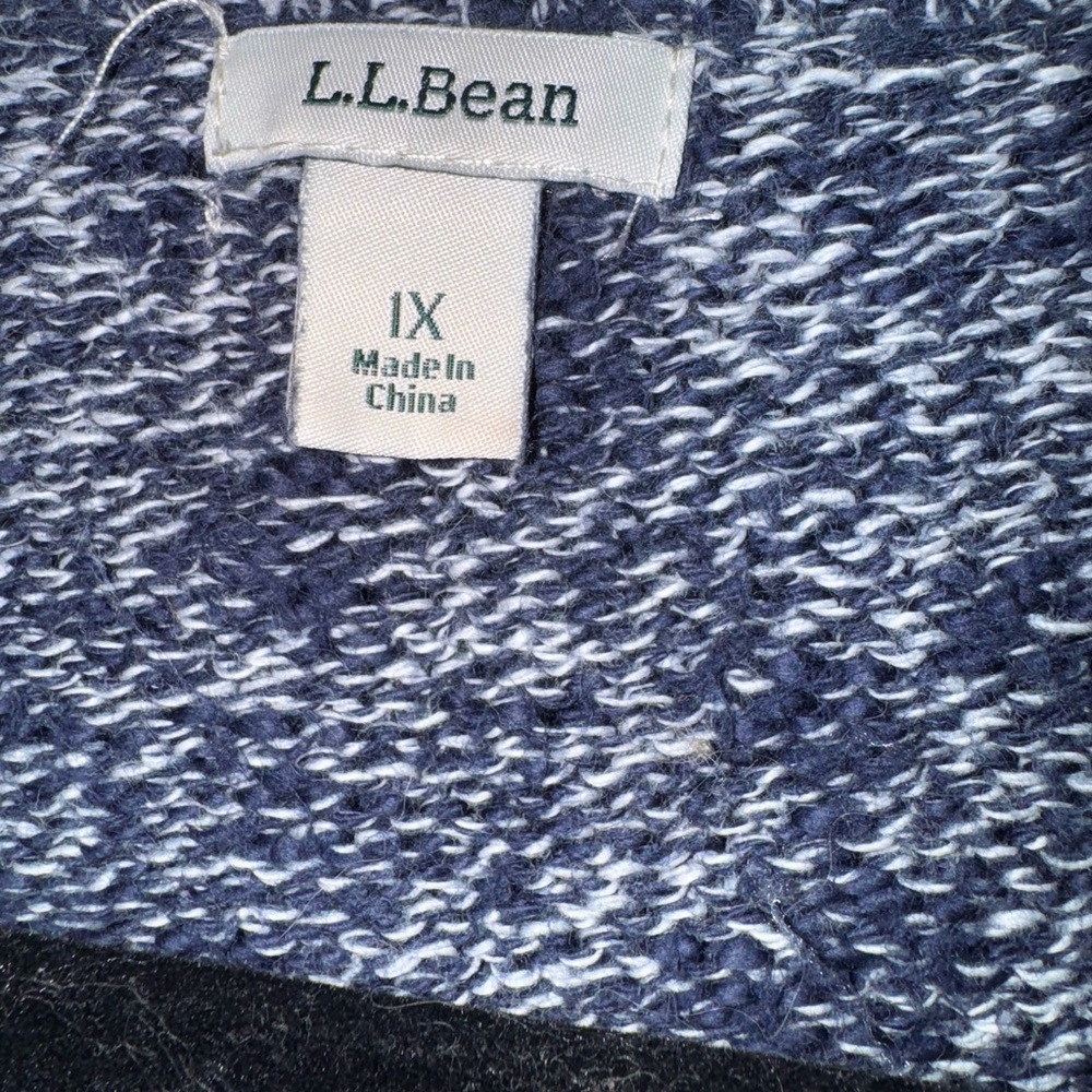 L.L. Bean Navy and White Knit Sweater